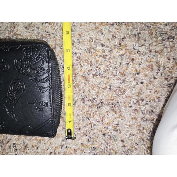 Betsey Johnson Black‎ Zip-Around Wallet with Embossed Design - Picture 10 of 10